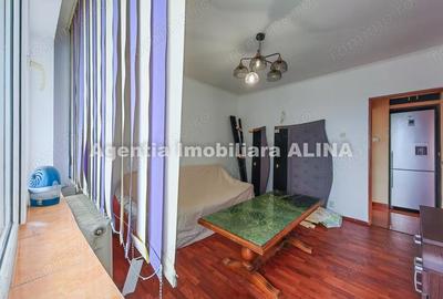 Apartament cu 2 camere decomandat în Piața Centrală - 23