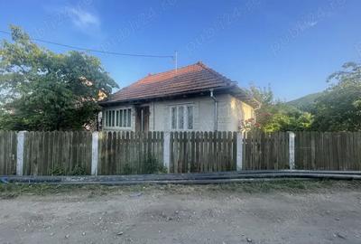 Casa de vanzare in Targu Ocna zona excelenta, aproape de facilita?i! - 6