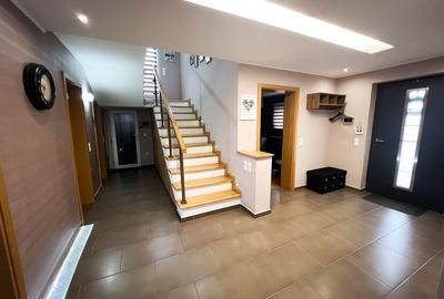 Casă cu 4 camere în Cătălina - 8