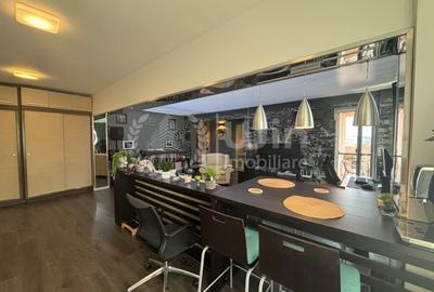 Apartament cu 2 camere semidecomandat, mobilat în Andrei Mureșanu
