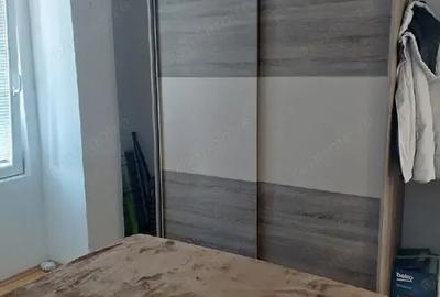 Garsonieră în Romană - 2