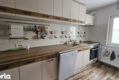 Apartament cu 3 camere, mobilat în Central - 2