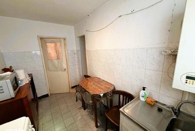Apartament cu 2 camere decomandat în Crișan - 3
