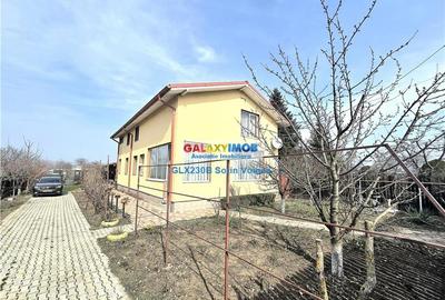 Casă cu 5 camere în Central
