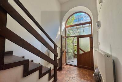 Spre Vânzare Proprietate remarcabilă cu 6 camere în inima Iașului ! - 12