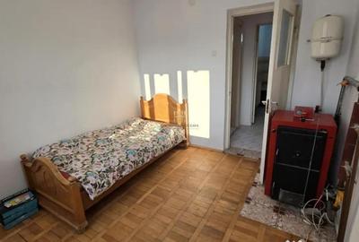 Apartament cu 3 camere semidecomandat în Molid - 11