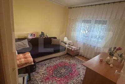 Apartament cu 3 camere decomandat, mobilat în Micro 16 - 9