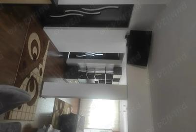 Apartament cu 3 camere decomandat în Central - 11