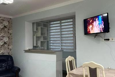 Apartament cu 3 camere decomandat în Tineretului