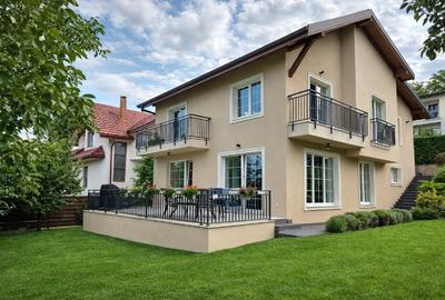Casă individuală cu 6 camere cu Canalizare în Gruia - 1