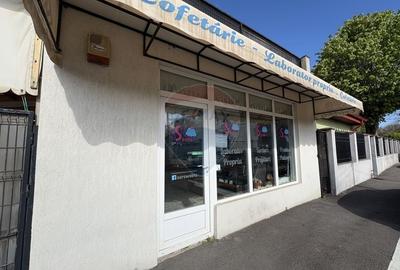 Spațiu comercial, de 50 mp, în Central - 4