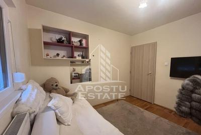 Apartament cu 3 camere, 2 bai,etajul 1, centrala ,renovat... - 2