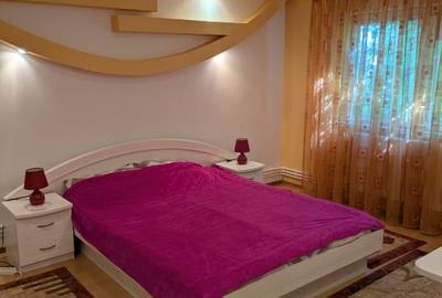 Apartament cu 3 camere decomandat, mobilat în Casa de Cultură - 4