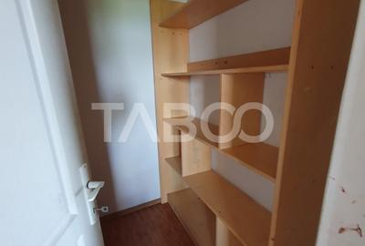 Apartament 3 camere decomandat 80 mp + 6 mp balcon cu scara interioara Apartament 3 camere decomandat 80 mp + 6 mp balcon cu scara interioara - 8