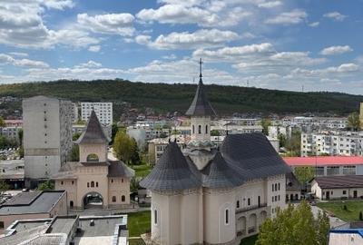 Apartament cu 3 camere decomandat în Alexandru cel Bun - 7