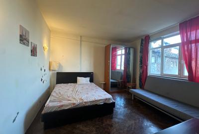 Garsonieră decomandată, mobilată în Tineretului - 1