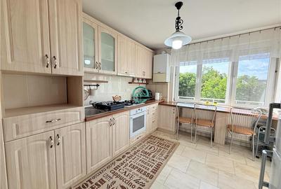 Apartament cu 3 camere nedecomandat, mobilat în Ultracentral