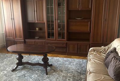 Apartament cu 3 camere, mobilat în Central - 11