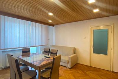 Apartament cu 2 camere semidecomandat în Micro 17 - 8