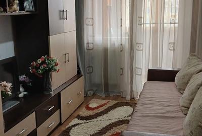 Apartament cu 3 camere decomandat în Central - 3