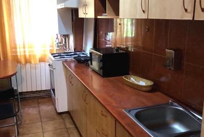 Garsonieră decomandată, mobilată în Trafic Greu - 5