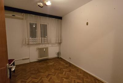 De inchiriat apartament cu 3 camere zona Titan - 3