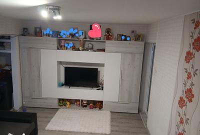 Apartament cu 2 camere semidecomandat în Dârste - 3