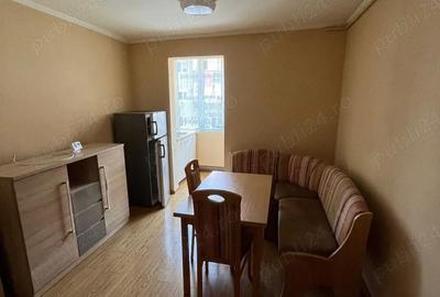 Apartament cu 2 camere decomandat în Central - 2