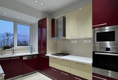 Penthouse, Timpuri Noi - 1