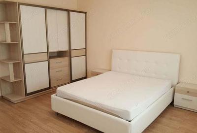 Apartament cu 3 camere în Vitan