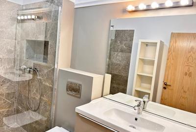 Vila spatioasa in cartier de lux Pipera - gradina - loc de joaca Vila spatioasa in cartier de lux Pipera - gradina - loc de joaca - 17