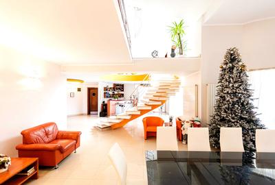 Casă individuală cu 6 camere cu Canalizare în Dumbrăvița - 2