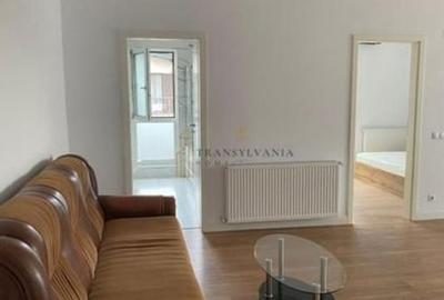 Apartament cu 3 camere semidecomandat, mobilat în Central - 9