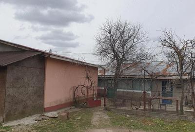 Casă cu Teren 1000 Mp în Cucueți - 1