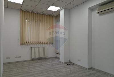 Spatiu de birouri de 251mp de inchiriat in zona Aviatorilor - 5