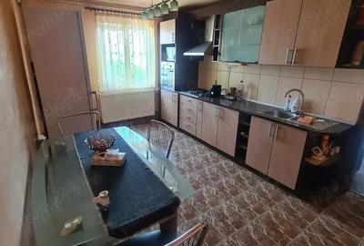 Apartament cu 3 camere Dambovita - 7