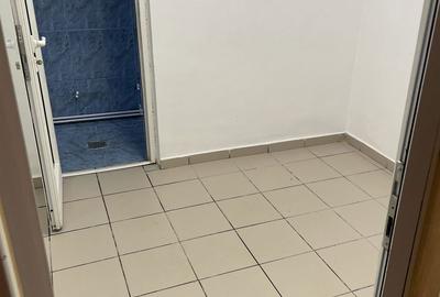 Spațiu comercial, de 120 mp, în Semicentral - 4