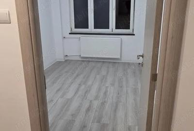 Apartament cu 2 camere decomandat în Tei