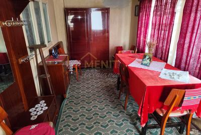 Casă individuală cu 3 camere cu Canalizare în Băicoi - 8