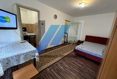 Garsonieră semidecomandată, mobilată în 1 Mai - 2