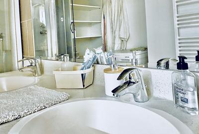 Apartament cu 4 camere decomandat în Iris