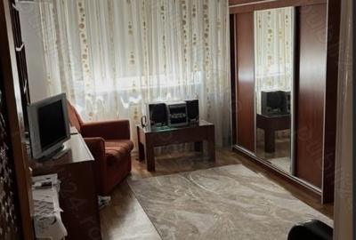 PETRE ISPIRESCU VANZARE GARSONIERA BLOC REABILITAT - 2