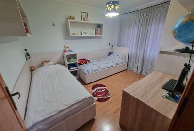 Duplex cu 3 camere cu Canalizare în Nicolina - 8