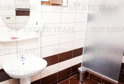 Casă cu 10 camere cu Teren 974 Mp în Central - 16