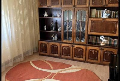 Apartament cu 3 camere decomandat în Alexandru cel Bun - 1
