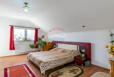 Casa cu 7 camere de vanzare in Dej - 14