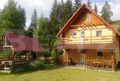 Pensiune doua Corpuri  12 camere 7 bai teren 1400 Zona Arieseni