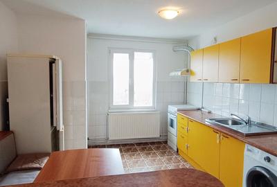 Apartament cu 2 camere decomandat, mobilat în Astra