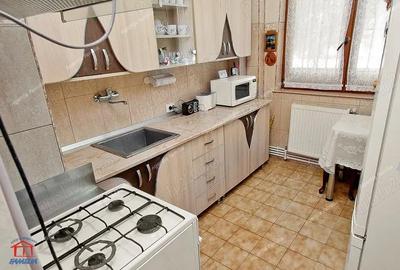 Apartament curat si luminos, 2 camere semidecomandate, parter, Centru Faleza - 11