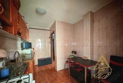 Apartament 3 camere de inchiriat, zona Alecu Russo - 4